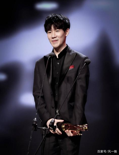 图一图二判若两人，ultimate史诗级反差表现